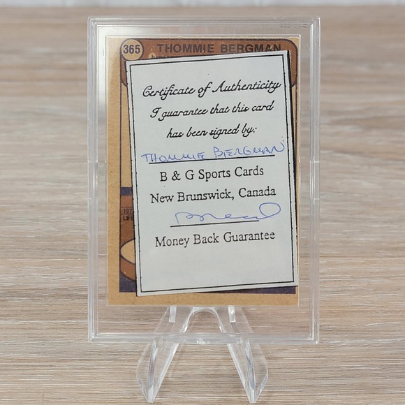 Tommie Bergman Autographed Red Wings Hockey Card Certificate of Authenticity - Picture 3 of 3